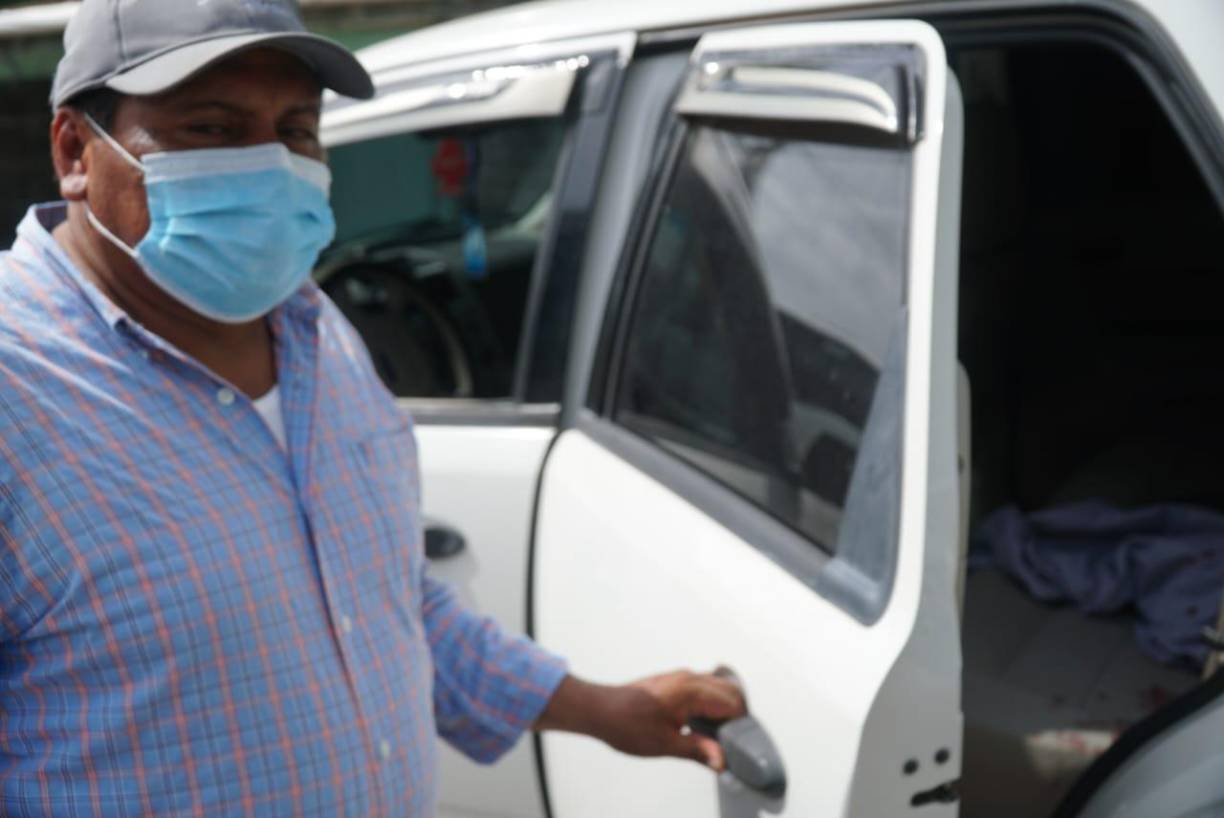 Al momento del violento hecho, el vicealcalde se conducía junto a otro empleado municipal, quien salió ileso del atentado. 