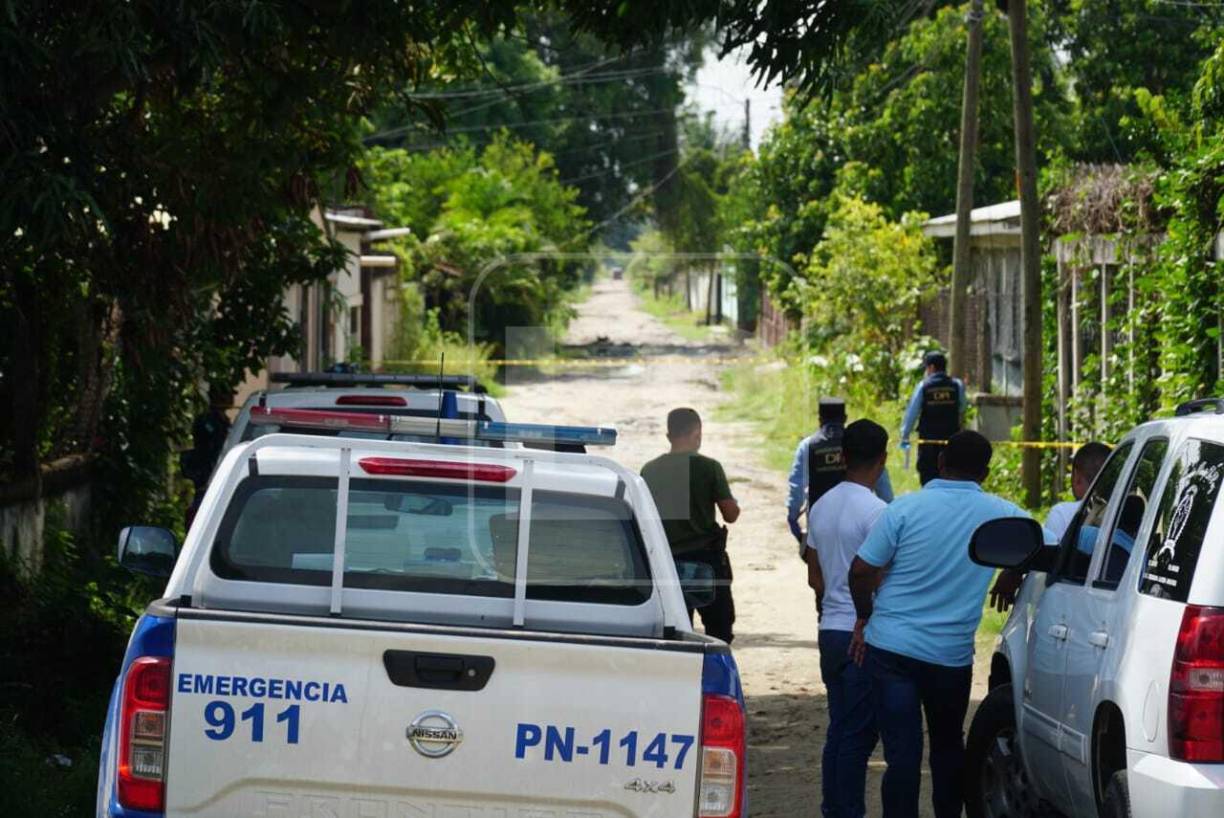 Medicina Forense llegó más tarde al lugar para realizar el levantamiento correspondiente. 