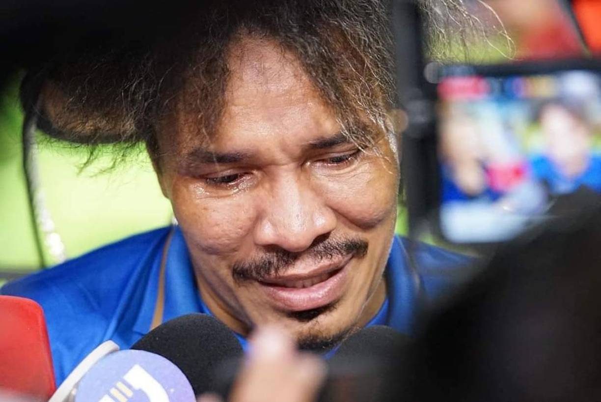 Las lágrimas de ‘Rambo’ de León en su partido de despedida.