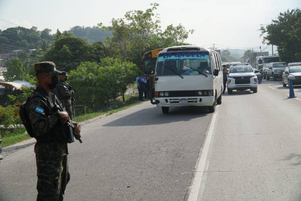Sin embargo, los autoridades del crimen aún no han sido atrapados. 