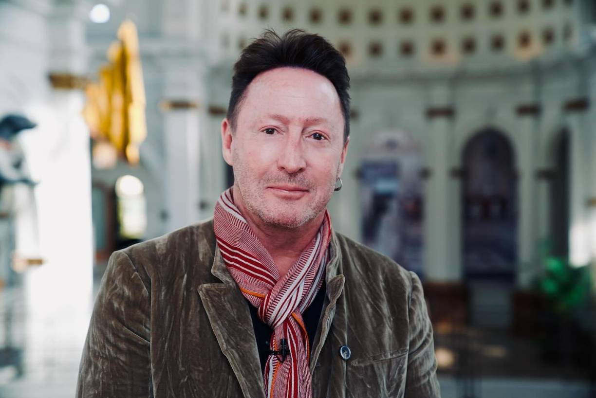 A través de su cuenta en la plataforma X, el músico y fotógrafo de 51 años reveló el impacto de esta noticia en su vida y su agradecimiento hacia los médicos que lo atendieron.