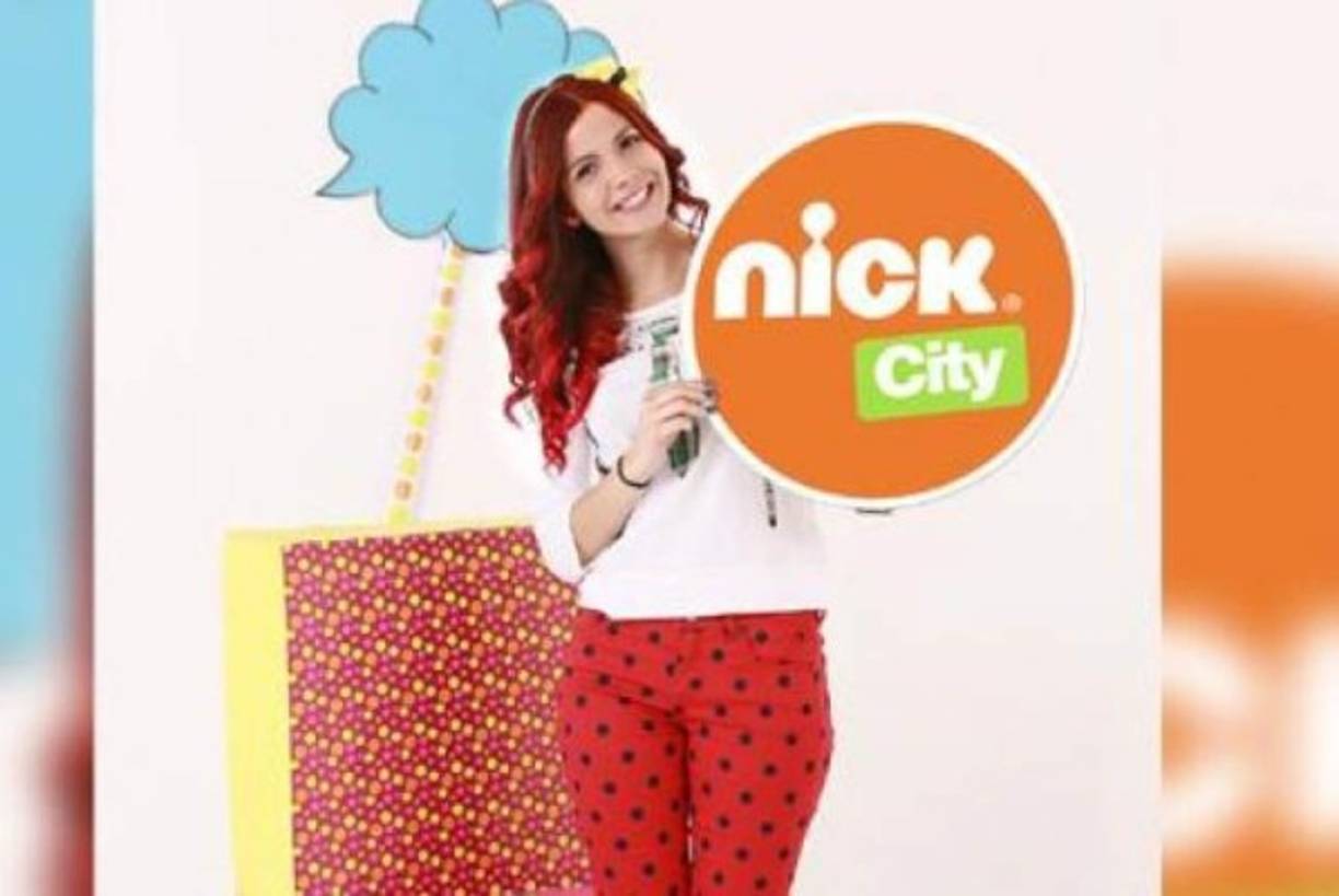 Pese a esto, sus padres mantuvieron siempre el optimismo y la esperanza de que su hija mejoraría con el tiempo. 'Es una gran luchadora, sonriente y trabajadora. Se le ve tranquila y bromea mucho con las terapeutas. Es una niña muy especial, generosa, amigable, bondadosa y excelente hija', dijo su madre, unos meses después de que Valentina recibiera el diagnóstico.