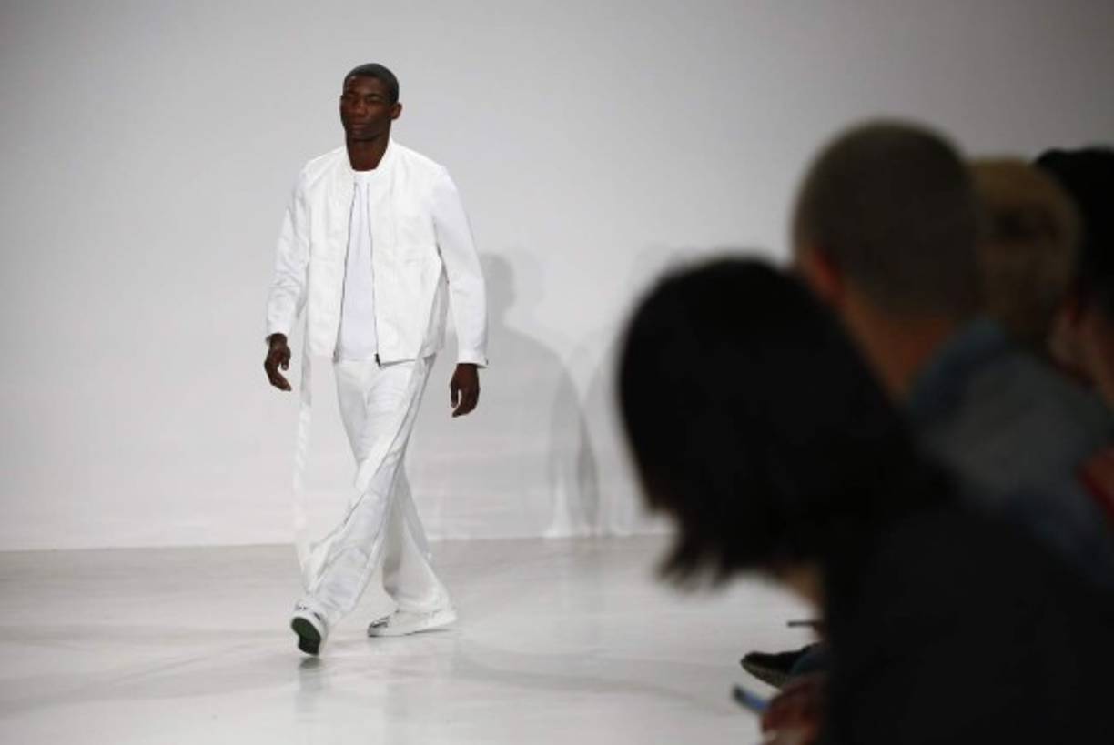 El hombre de La Habana, relajado, seductor, alegre y con su arraigado espíritu de libertad latina es la fuente de inspiración y saldrá a la pasarela con música impresionante.