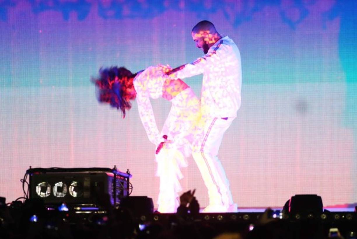 Los momentos calientes sobre el escenario entre ambos músicos no son nuevos.