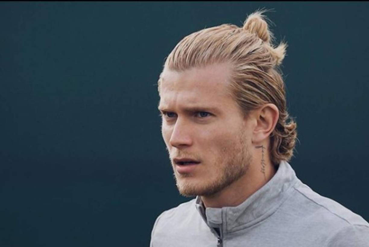 Pese a convertirse en el villano, el interés de los internautas por conocer sobre su vida ha ido más allá de su carrera como futbolista.