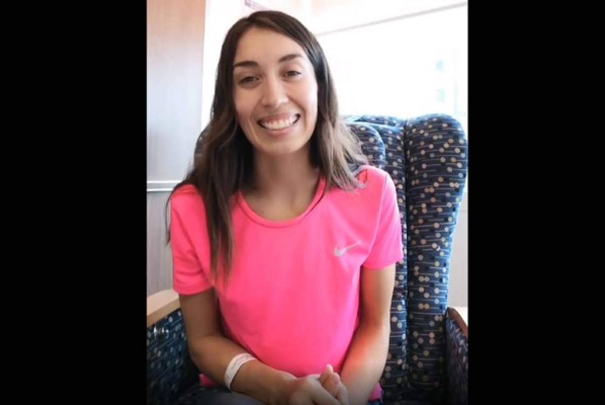 “Se llegó el día que durante muchos días espere, mi vida esta fuera de peligro. Hoy seré la primera mexicana en recuperar la salud despues de ser contagiada del coronavirus. Los momentos más difíciles de mi vida los pude superar”, comentó Mariana Arceo en un video que publicó en Twitter.