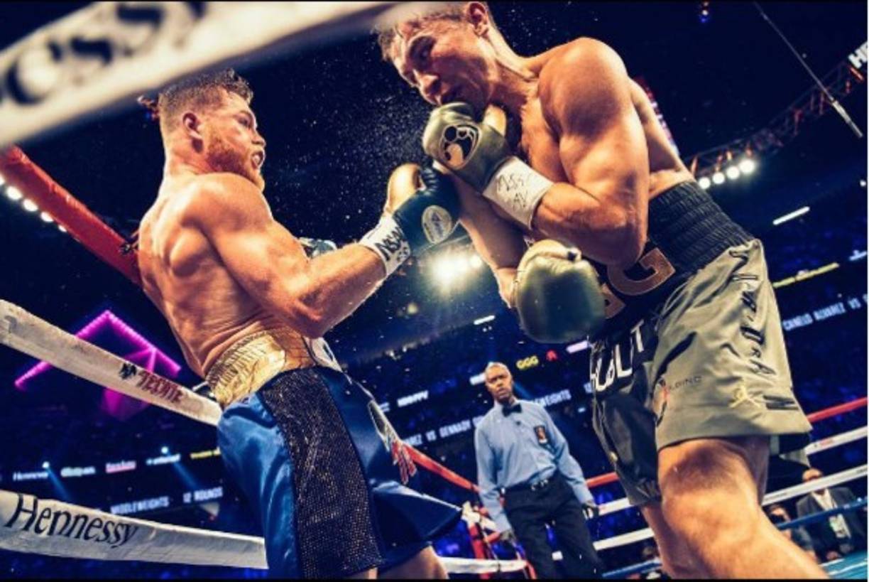 Miles de personas estaban pendientes de las actividades de el Canelo Álvarez por su pelea Gennady Golovkin.
