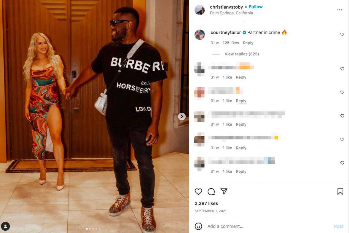 La muerte de Christian Obumseli. El 3 de abril, poco antes de las 5:00 pm, Clenney llamó desesperada al 911, reportando que Obumseli había sido apuñalado. Cuando los oficiales llegaron al apartamento del edificio One Paraiso, ubicado en el 3131 de la avenida 7 del noreste, en el área de Edgewater, encontraron al hombre cubierto en sangre. Fue transportado de urgencia al hospital, donde murió.