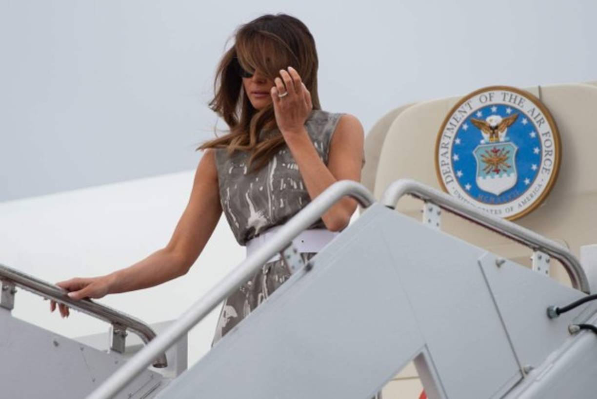Melania se ha llamado al silencio ante las supuestas infidelidades de su esposo, el presidente Donald Trump.