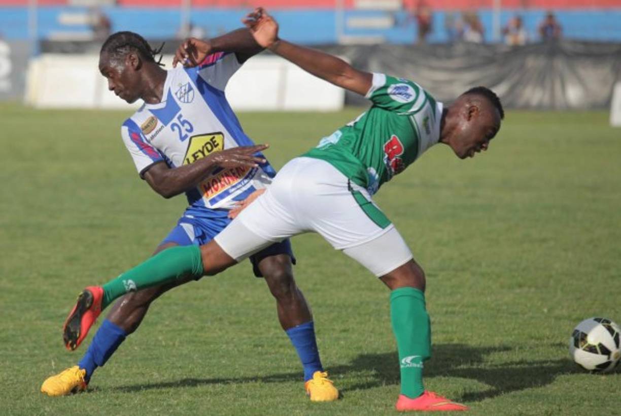 Emerson Lalín: El exjugador del Victoria es otro de los que sería el nuevo refuerzo del Platense.