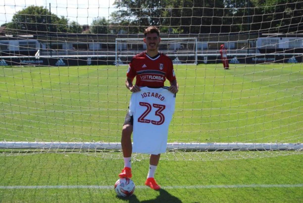 Jozabed Sánchez Ruiz, nuevo jugador del Fulham para las próximas tres temporadas con opción a otra más. El centrocampista español aterriza en Inglaterra procedente del Rayo Vallecano, equipo en el que jugó las dos últimas temporadas en Primera División.