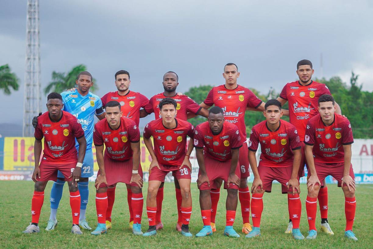 Según la Federación Internacional de Historia y Estadística de Fútbol, La máquina del Real España aparece como el sexto mejor equipo del área de Concacaf. A nivel general en el mundo aparece en el puesto 178.