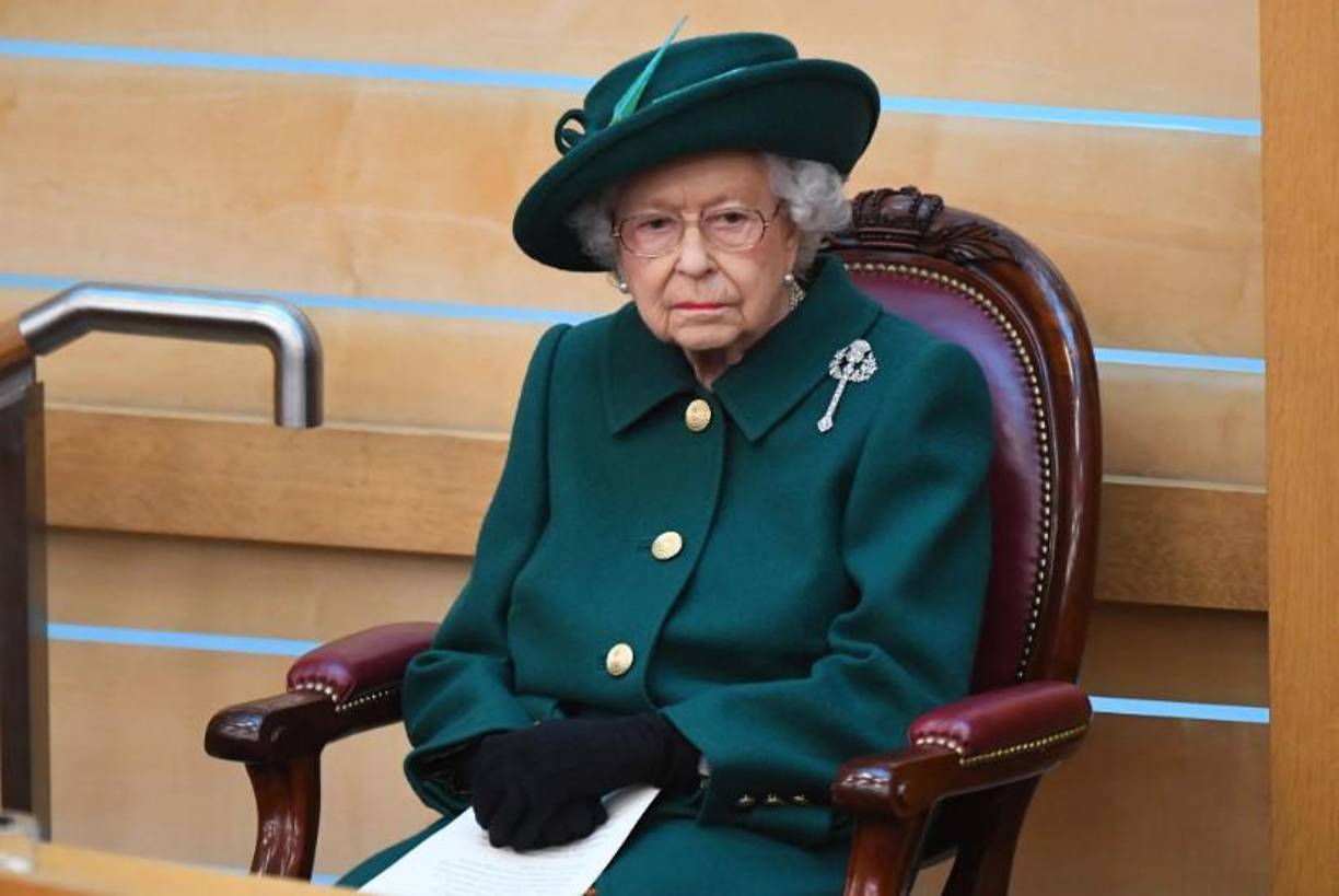 1 julio 1999.- Se declara abierto el primer Parlamento de Escocia en casi tres siglos.