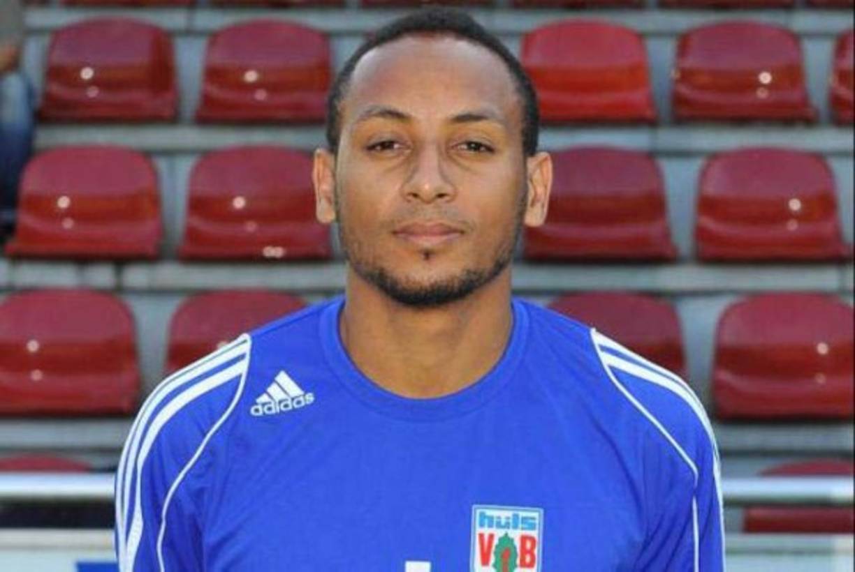 'El exjugador Kamba afirma que fue abandonado por unos amigos durante la noche en el Congo en enero de 2016 y lo dejaron sin documentos, dinero y teléfono”, apuntó la fiscal Anette Milk al diario ‘Bild’.