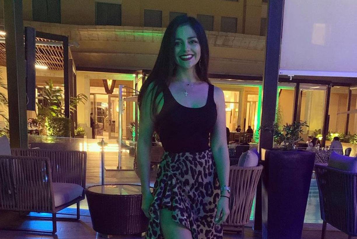 La joven labora como modelo fitness y cuenta con muchos seguidores. 