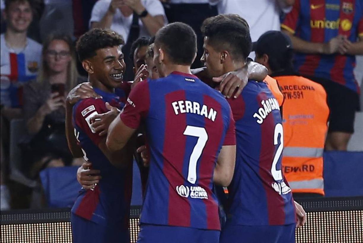 En dicho encuentro, el Barcelona ganó 1-0 al Sevilla en el partido inaugural de la 8ª jornada de la Liga española.