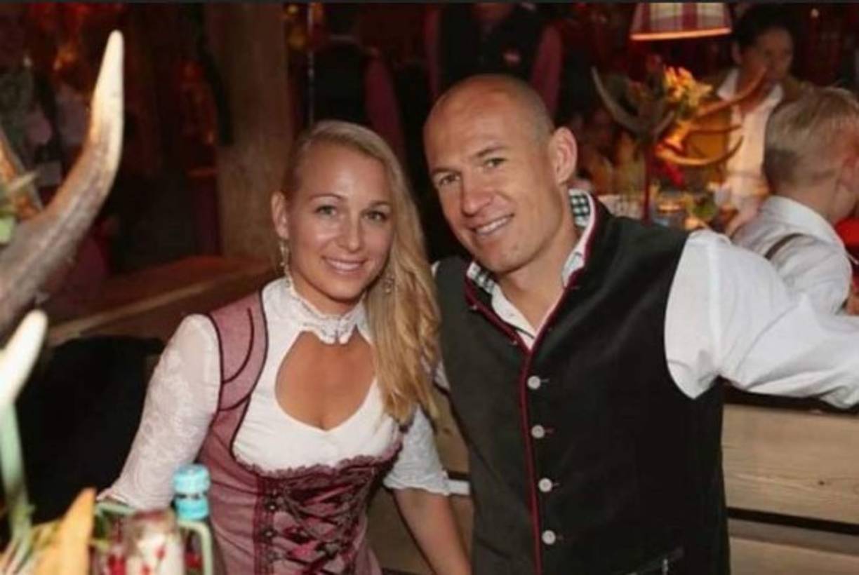 'Nos hemos dado cuenta de que la cosa no pasa de hoy a mañana, no te llegas a sentir mejor después de uno o dos días', relató el exjugador holandés.