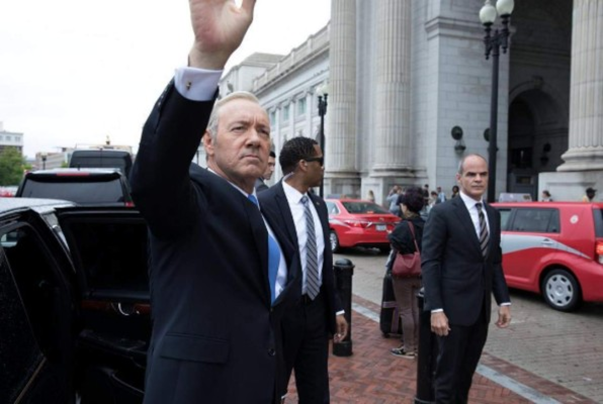 Y esta semana, Souza colgó en su Instagram una imagen del presidente Frank Underwood (de la serie House of Cards), en Washington.