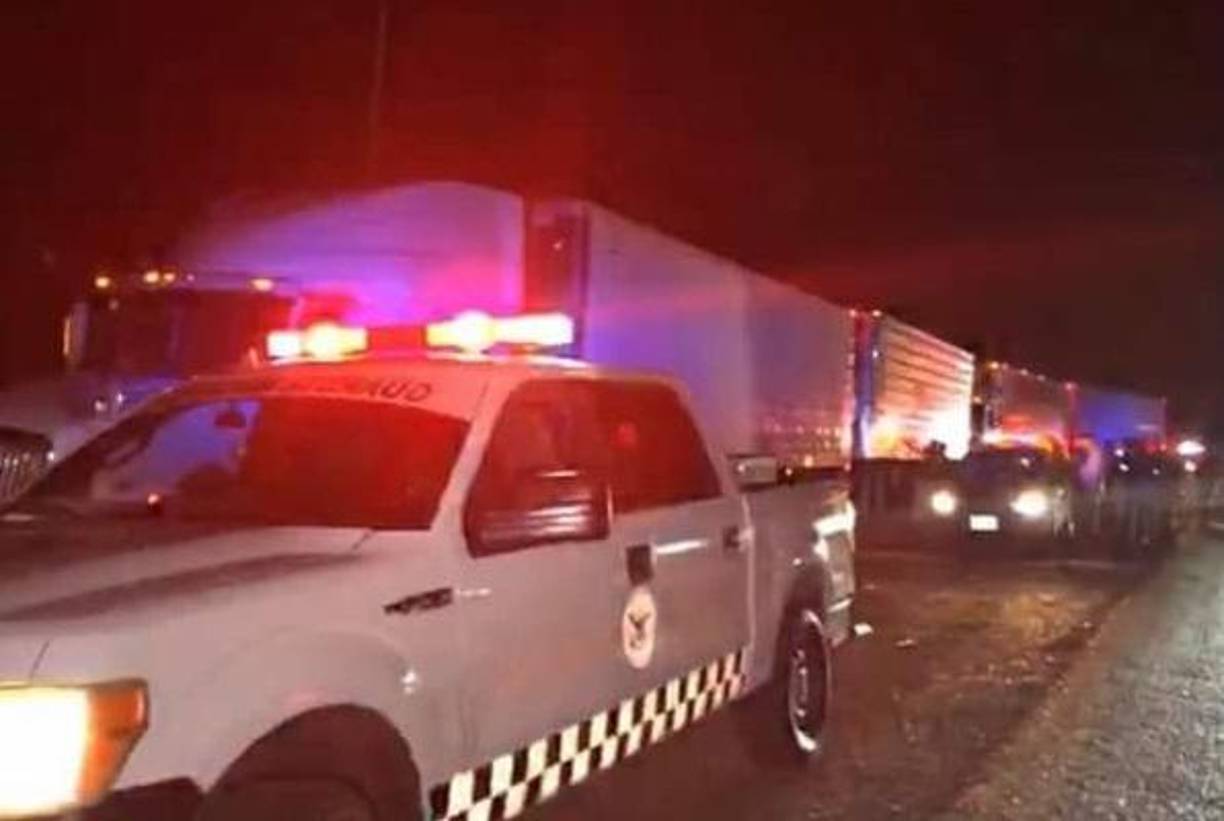 Según el boletín, personal militar y de la Guardia Nacional detectaron el jueves por la noche los vehículos en un punto de revisión del Ejército Mexicano ubicado en el kilómetro 53 de la carretera Ciudad Victoria a Monterrey, en el municipio de Hidalgo.
