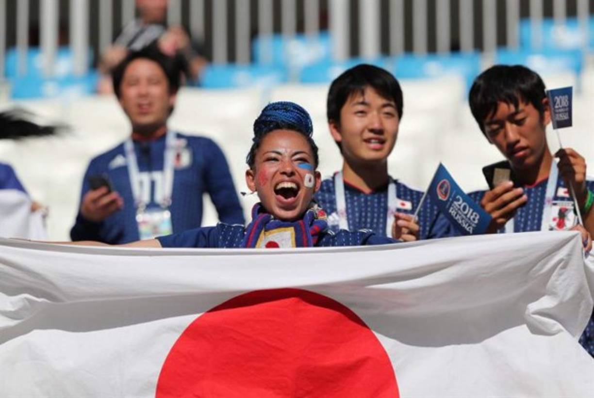 Ella gritó la clasificación japonesas.