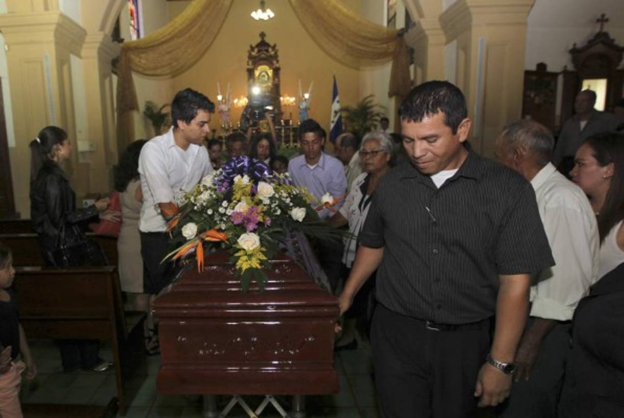A las 11:00 am se efectuó una misa en la Básilica de Suyapa.