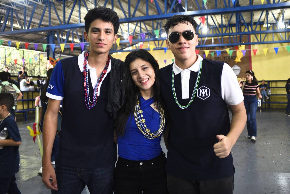 Alejandro Valenzuela, Arlett Castro y Javier Ponce