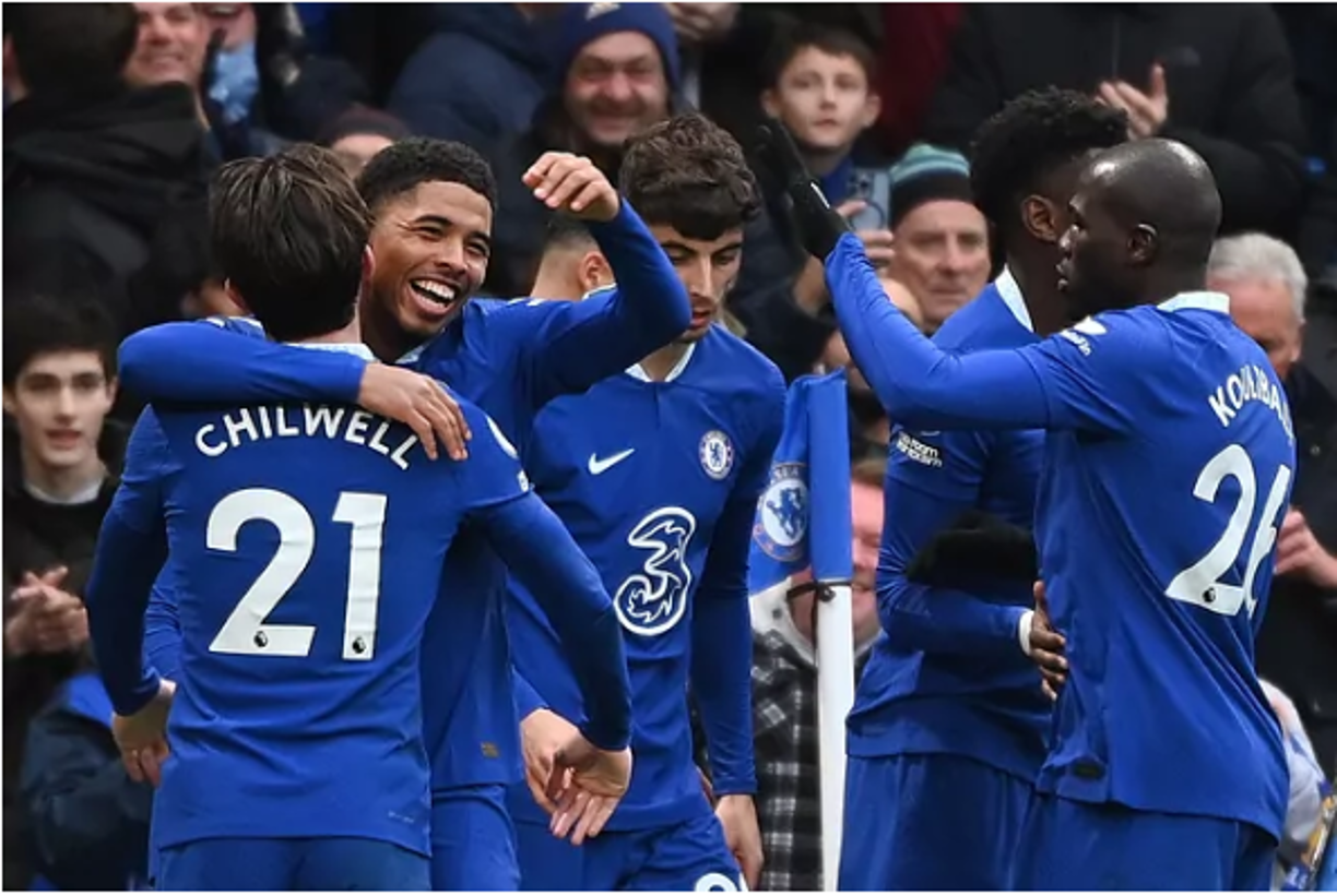 2. El Chelsea (Inglaterra) se clasificó a cuartos de final tras darle vuelta a la llave y derrotar 2-0 al Borussia Dortmund, que había ganado 1-0 en la ida.