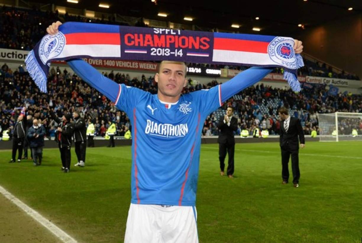 Arnold Peralta fue asesinado en el 2015 y sigue siendo recordado por los aficionados hondureños. Fue seleccionado nacional, jugó en el Vida, Olimpia y en el exterior en el Rangers de Escocia.
