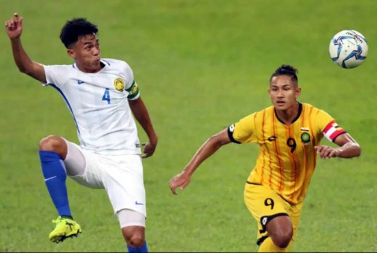 Es internacional con Brunei, selección con la que ha disputado seis partidos y ha marcado un gol. Además, es capitán.