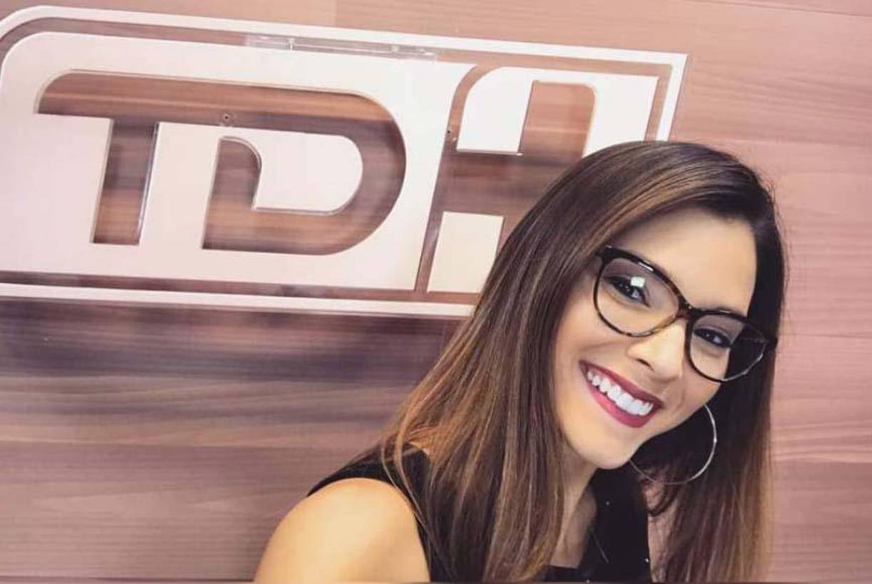María González: Es una linda periodista deportiva de Costa Rica. Además de laborar en diversos medios de comunicación, la chica ha destacado en el modelaje.