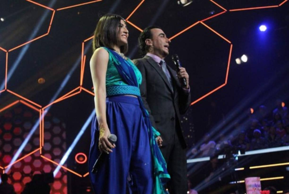 Según los jueces la artista hondureña se notaba cansada y sin aire, ya que durante su presentación que tenía que bailar.