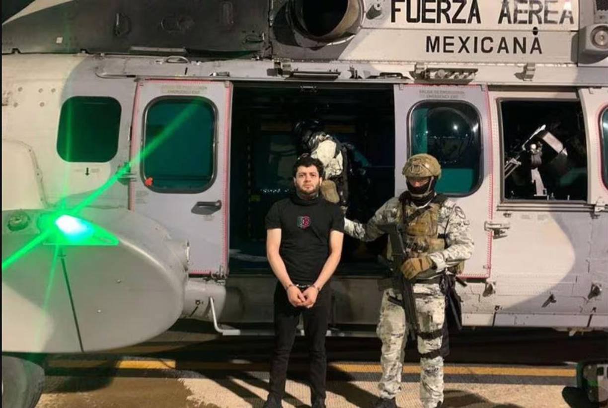 En la misma estructura se incluyó a Kevin Daniel Castro Beltrán, primo de Markitos Toys detenido el 23 de noviembre por ser otro supuesto colaborador en el manejo de recursos de la célula criminal.