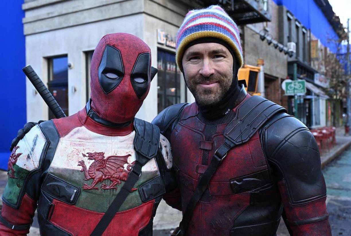 Sobre su personaje dijo “Puede que hayas notado que un miembro del cuerpo de Deadpool era mucho más mortal que el resto. PISCINA WELSH. @paulmullin12”