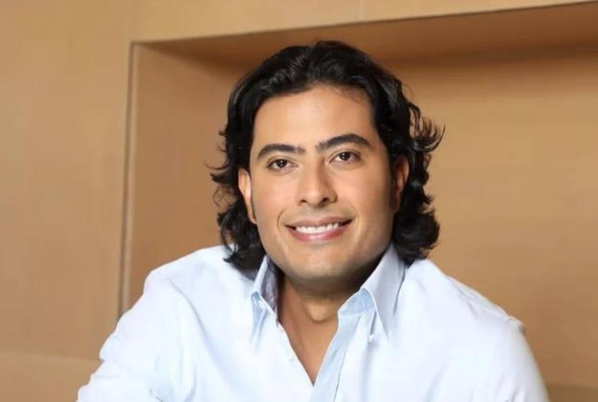 Según la investigación, que publicó un extracto bancario del político, en diciembre, Nicolás Petro tuvo gastos que incluyen compras en una joyería y de ropa de marca, tratamientos estéticos, restaurantes y millonarios pagos en hoteles de Barranquilla, capital del departamento caribeño del Atlántico.