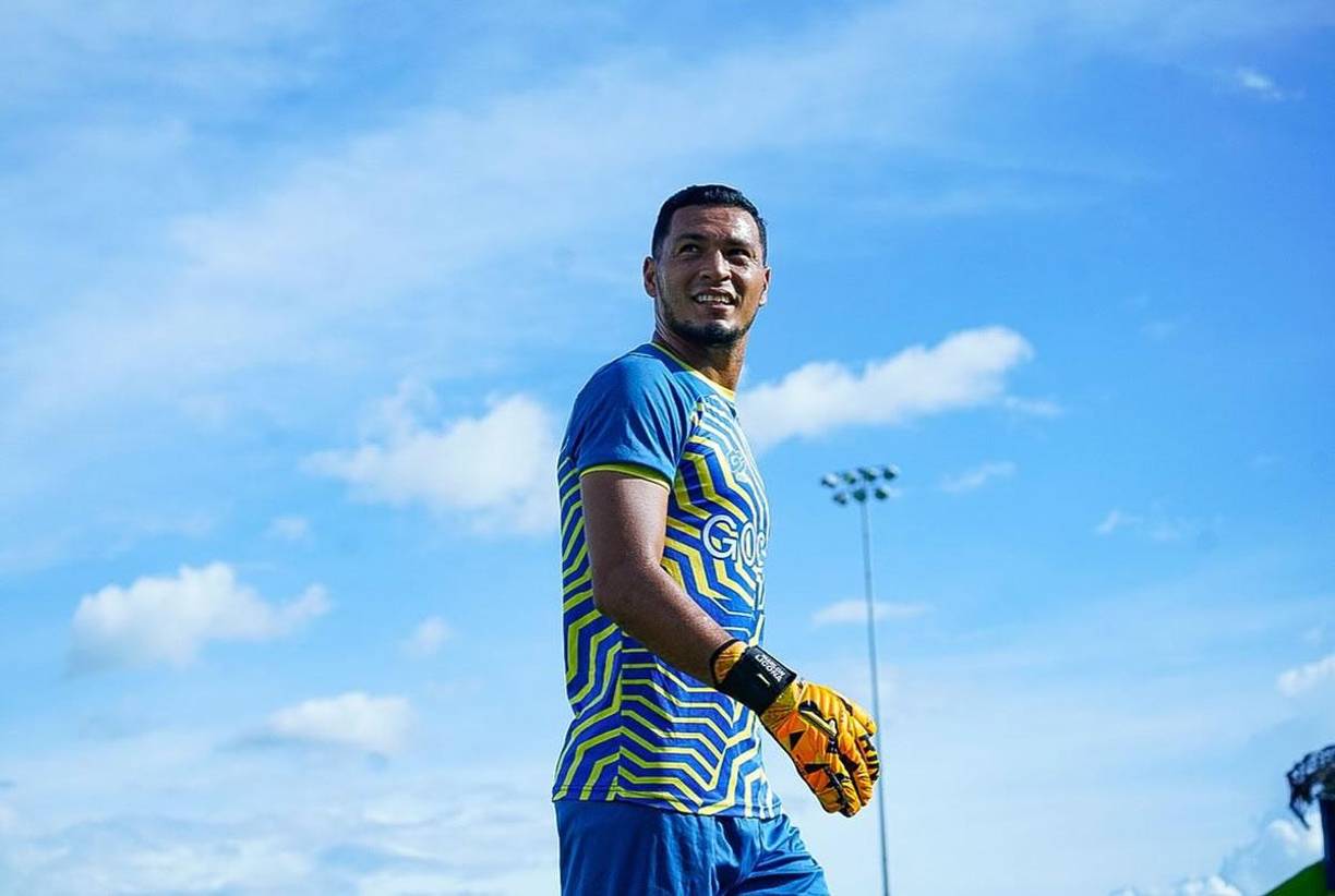 Marlon Licona - El portero de 32 años dejaría el Victoria y regresaría al Motagua a petición de Diego Vázquez, quien quiere encarar la próxima temporada con guardametas experimentados.