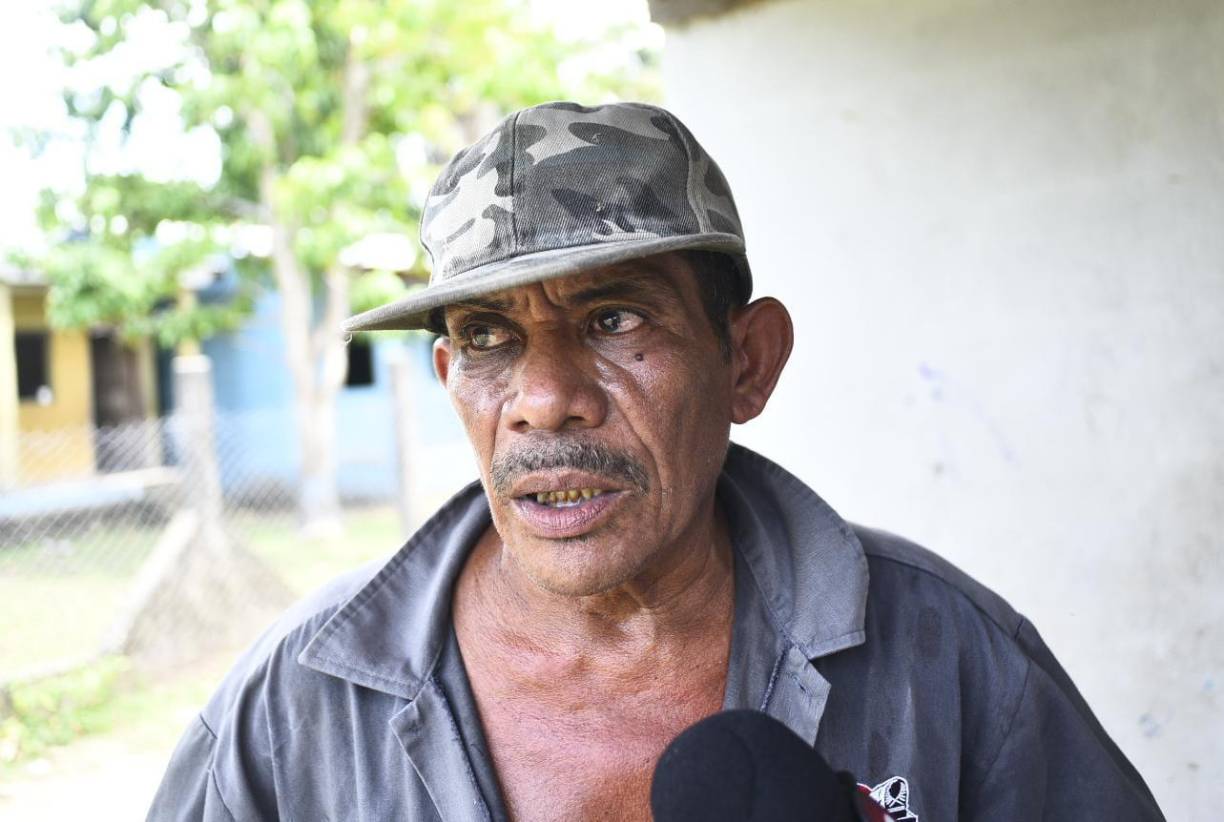 Cecilio Bardales, a quien le secuestraron dos hijos dijo: “Son once días de agonía que llevamos porque mis hijos no han aparecido y confiamos en Dios que los devuelvan sanos”.
