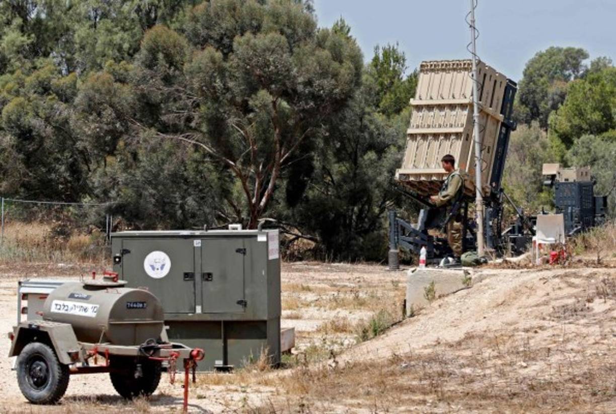 La mayor parte de los morteros lanzados hoy fueron interceptados por el sistema de defensa antimisiles Cúpula de Hierro, si bien varios impactaron en zonas urbanas.