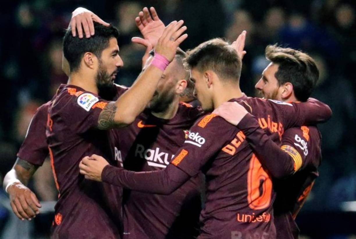 Al Barça le bastaba únicamente un punto para asegurar el campeonato y cumplió el objetivo, sellando el 'doblete' de títulos nacionales una semana después de haber levantado la Copa del Rey con un 5-0 sobre el Sevilla en el estadio Metropolitano de Madrid.