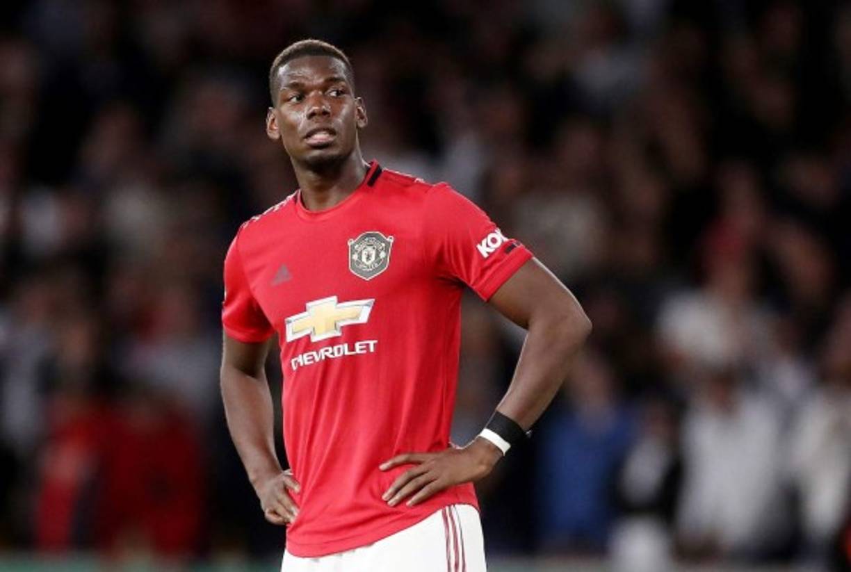 El futuro de Paul Pogba en el Manchester United vuelve a ser noticia. Ahora ha sido Mino Raiola, su agente, el que ha sembrado la duda sobre el porvenir del jugador francés. El representante considera que el proyecto de los 'red devils' no satisface al futbolista. 'Todos saben que los objetivos de ambas partes no se han logrado los últimos años. El Manchester United necesita hacer bien su proyecto, de lo contrario no tiene sentido. Así que tenemos que ver en el verano si Paul todavía está en los planes del Manchester United y si el Manchester United todavía está en los planes de Paul', ha asegurado.