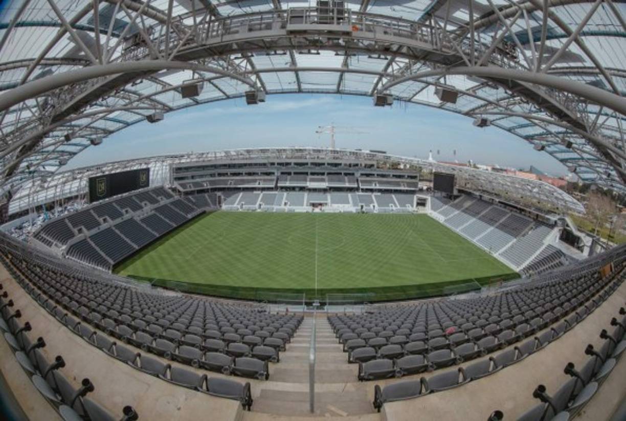 En 2014 presentaron el equipo y en 2015 consiguieron el terreno del antiguo Sports Arena, enfrente del Coliseo Olímpico de Los Ángeles, para derribarlo y construir de cero un estadio específico para fútbol.