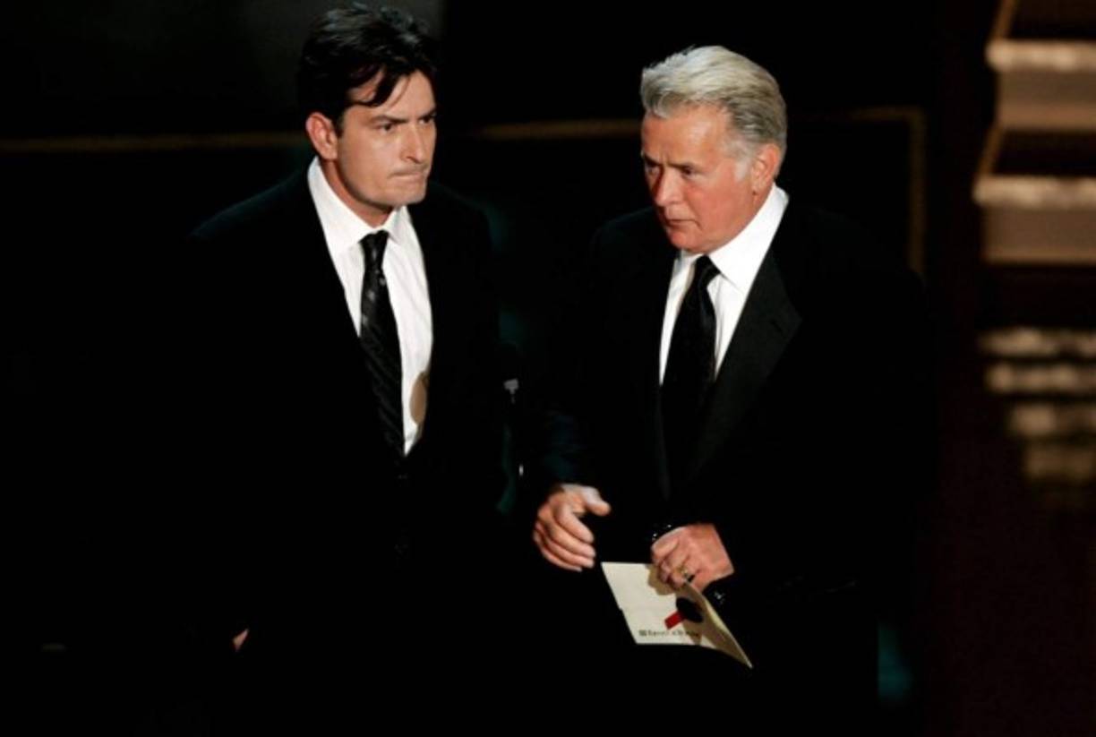 Charlie Sheen es hijo del veterano actor Martin Sheen.