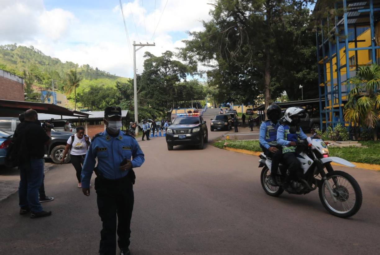 A su llegada fue trasladado a los juzgados. 