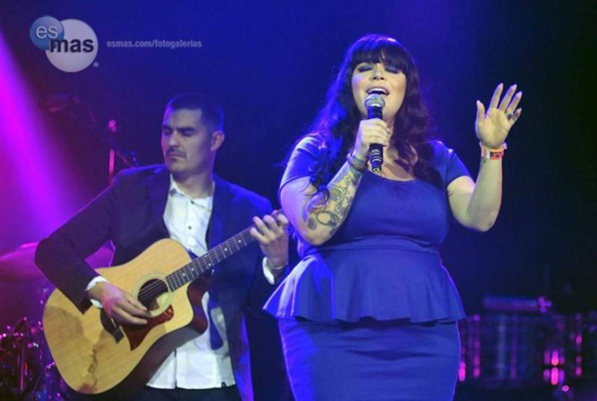 Jacqie, al igual que su madre, ama la música y adora cantar. En el homenaje que le realizaron a la cantante después de su muerte ella cantó y dejó fascinados a todos con su talento.