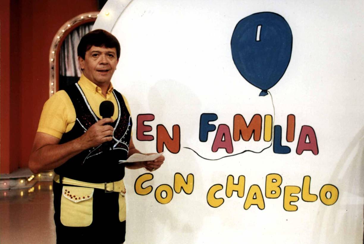 “Esta es una mañana muy triste, Xavier Lopez Chabelo , padre, hermano y esposo nos ha dejado de manera súbita”, decía Twitter. 
