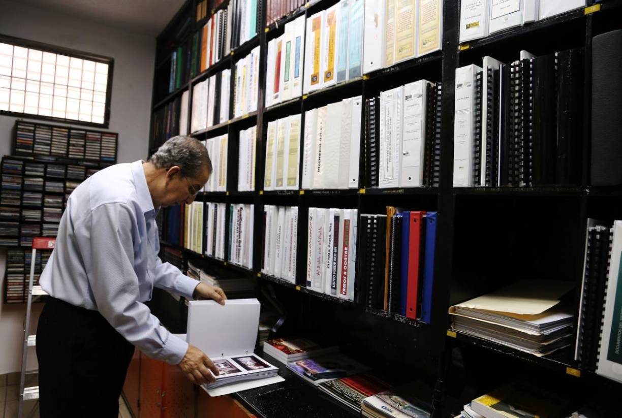 Don Chico Saybe, como se le conocía cariñosamente, fue un pionero y un referente del teatro en Honduras. 