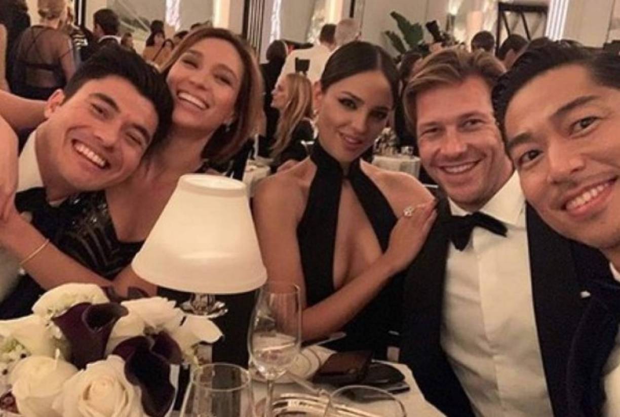 Durante la presentación de la colección Otoño 2019 de Ralph Laurent a comienzos de septiembre, la actriz mexicana y el australiano Luke Bracey fueron vistos muy juntos, y, al parecer, momentos después también siguieron haciéndose compañía, con lo que se podríamos haber confirmado que existe un romance entre ellos.