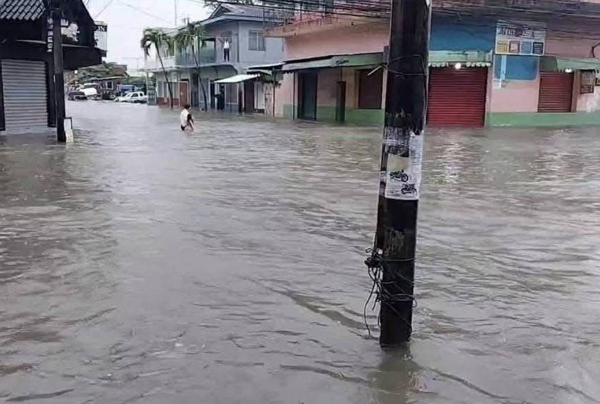 Así lucen las calles de Puerto Cortés este viernes 20 de diciembre de 2024. 