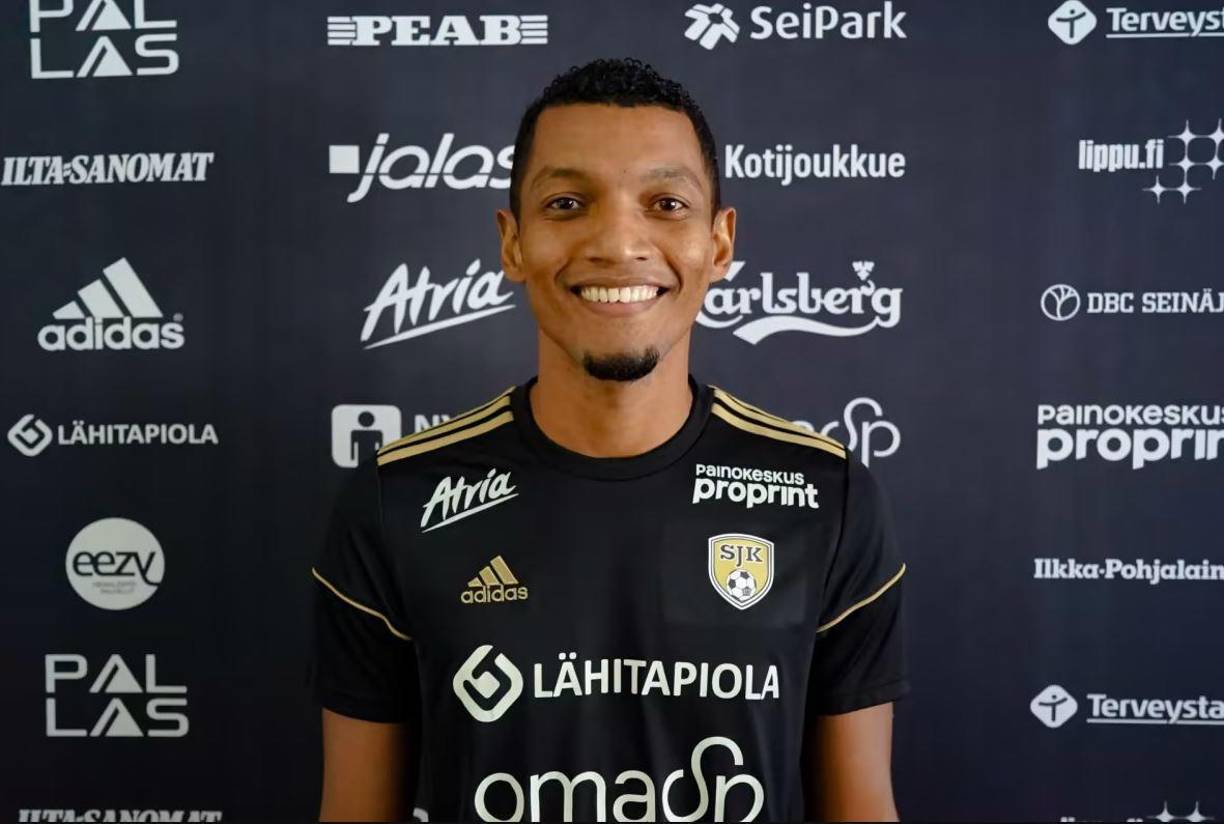 Real España estaría interesado en fichar al defensor colombiano Cristian Valencia, de 30 años, y que juega en el SJK Seinäjoki de Finlandia.