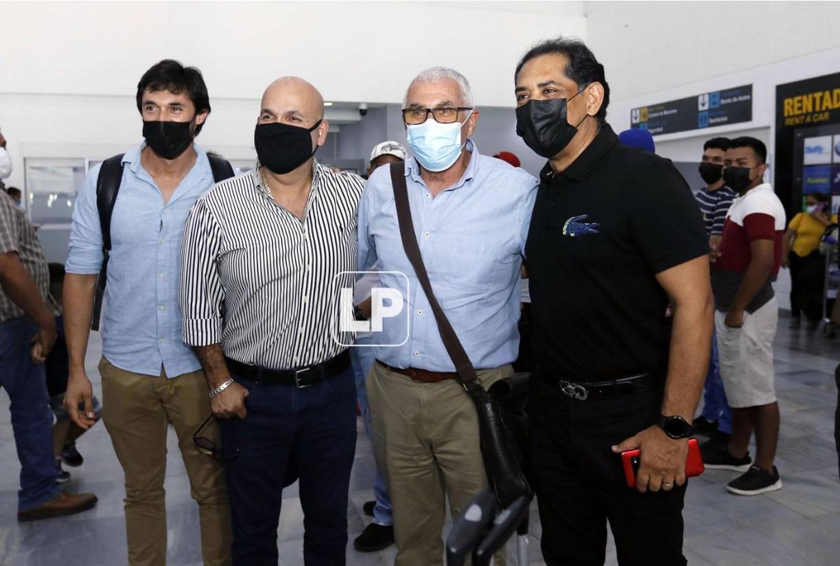 Manuel Keosseián fue recibido por el presidente del Marathón, Orinson Amaya, y el vicepresidente Rolin Peña.