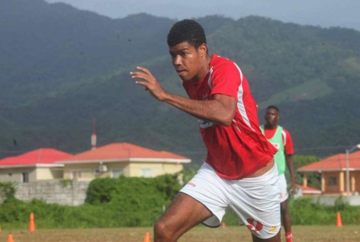 El delantero isleño Shannon Welcome ya ha firmado contrato con la Real Sociedad para jugar el Torneo Apertura 2017-2018.